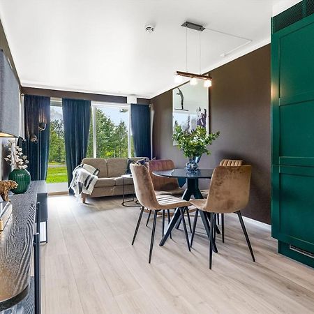 Leilighet på Beitostølen. Terrasse og parkering Eksteriør bilde